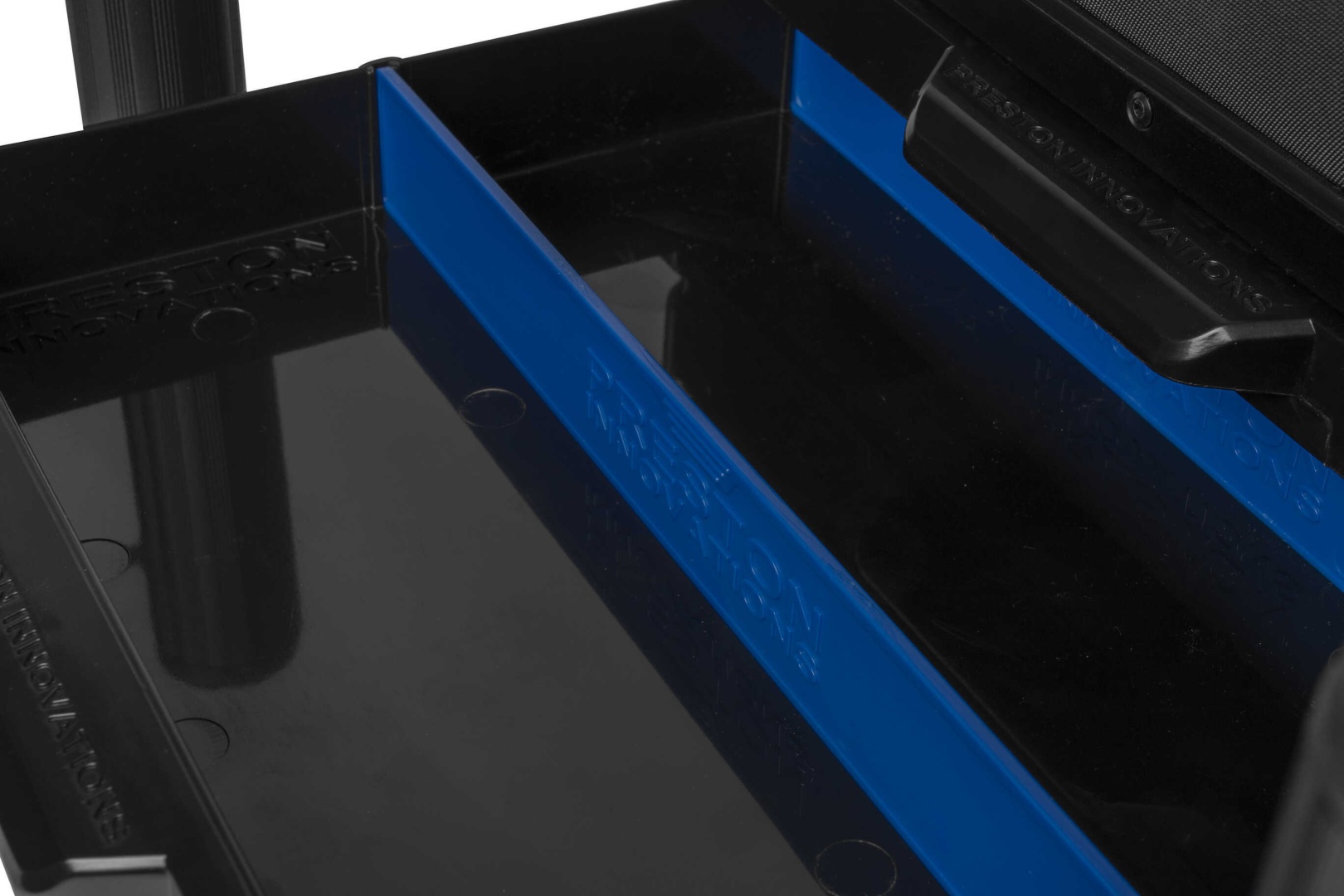 Preston Innovations Absolute Station - Graphite