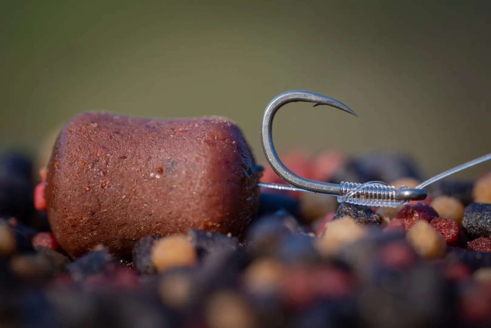 GURU Super MWG Hook Barbed