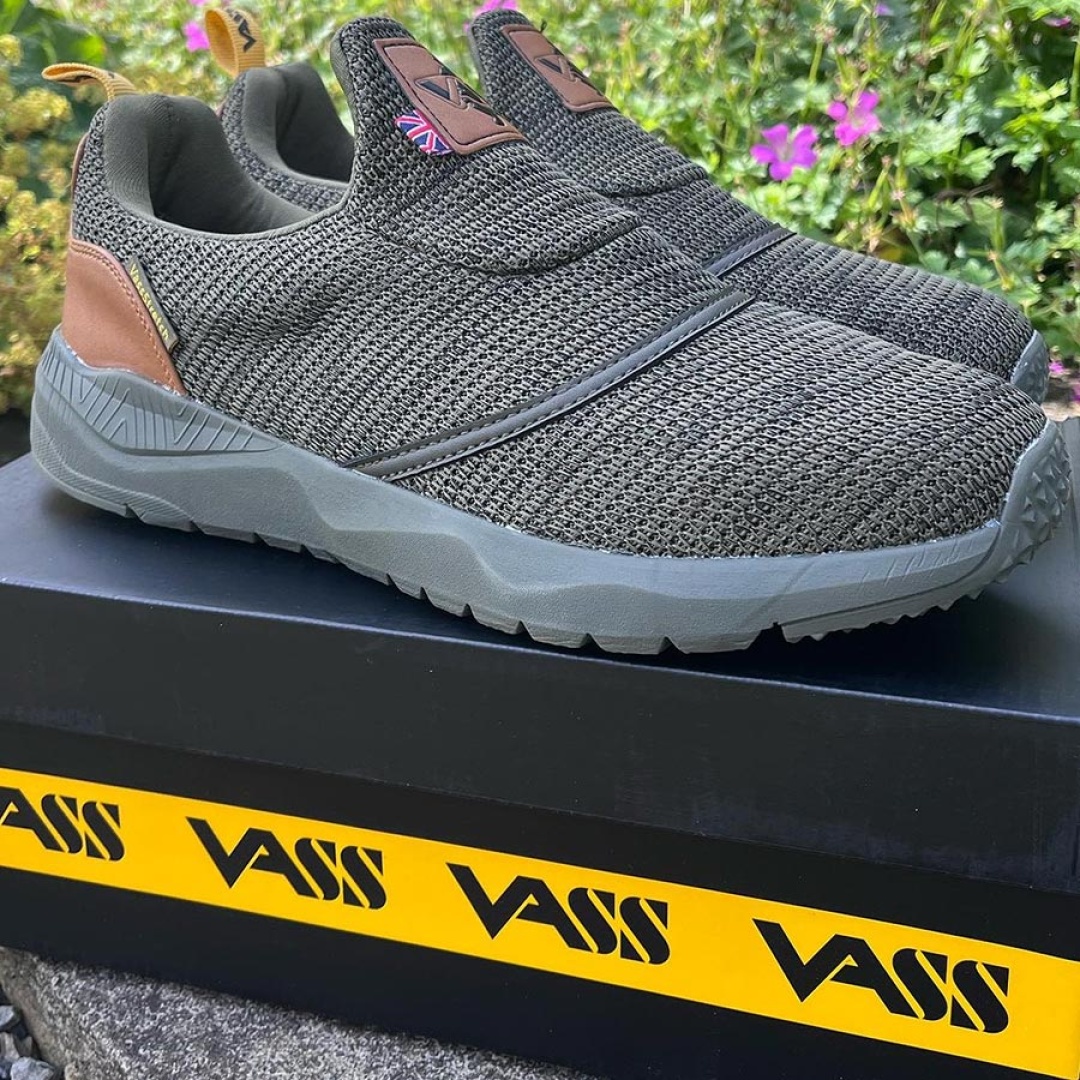 VASS Easy-Stretch Trainer Khaki