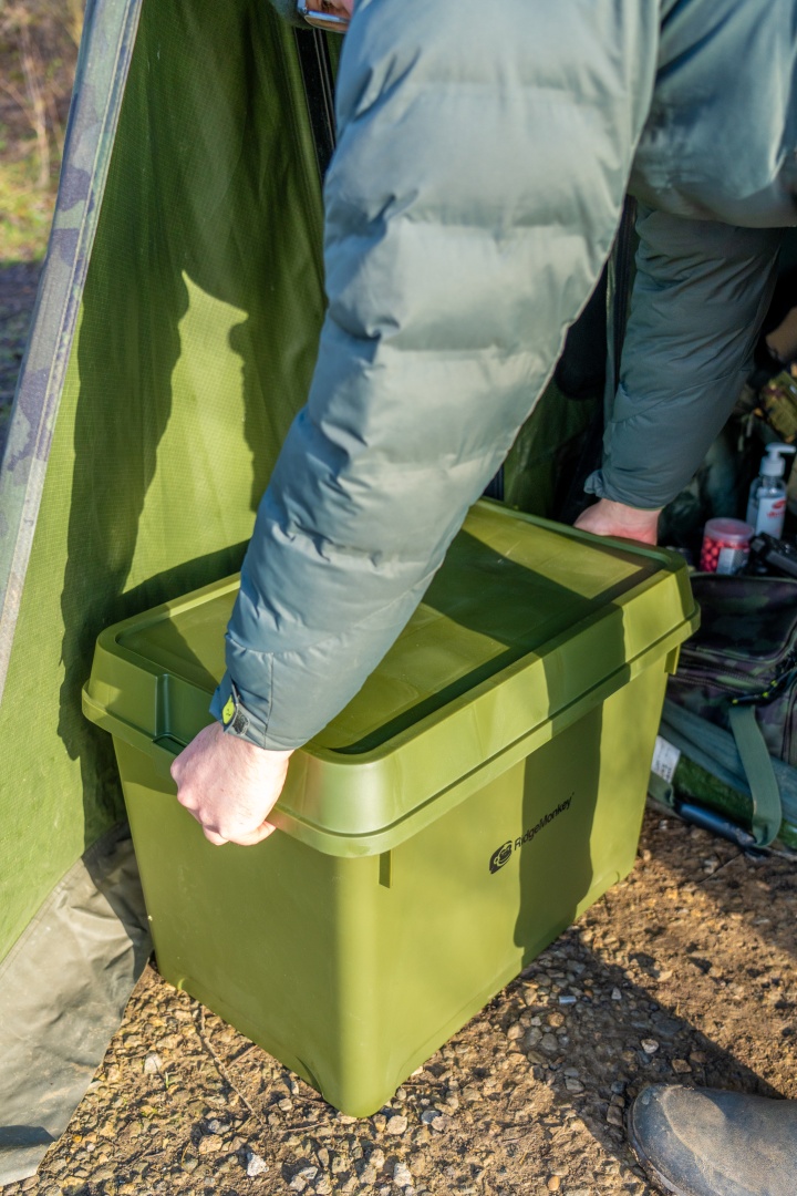 RidgeMonkey Armoury Stackable Storage Box 66L