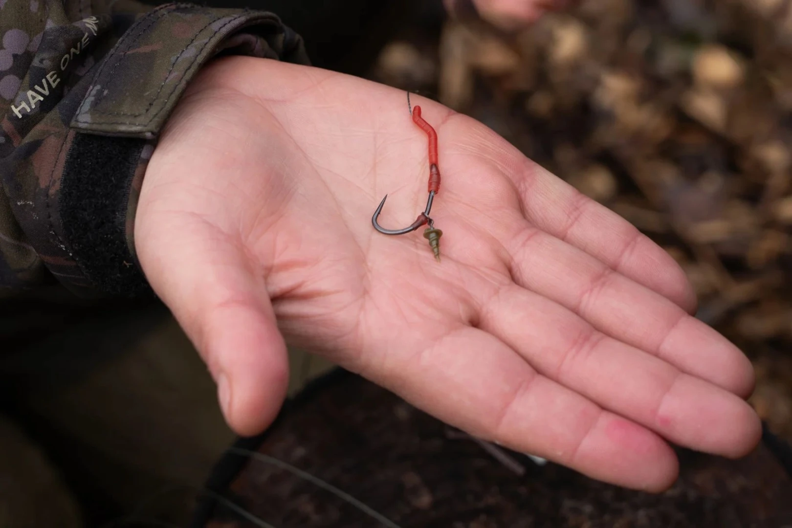 One More Cast DAZZLERS Long Leg Bloodworm Red