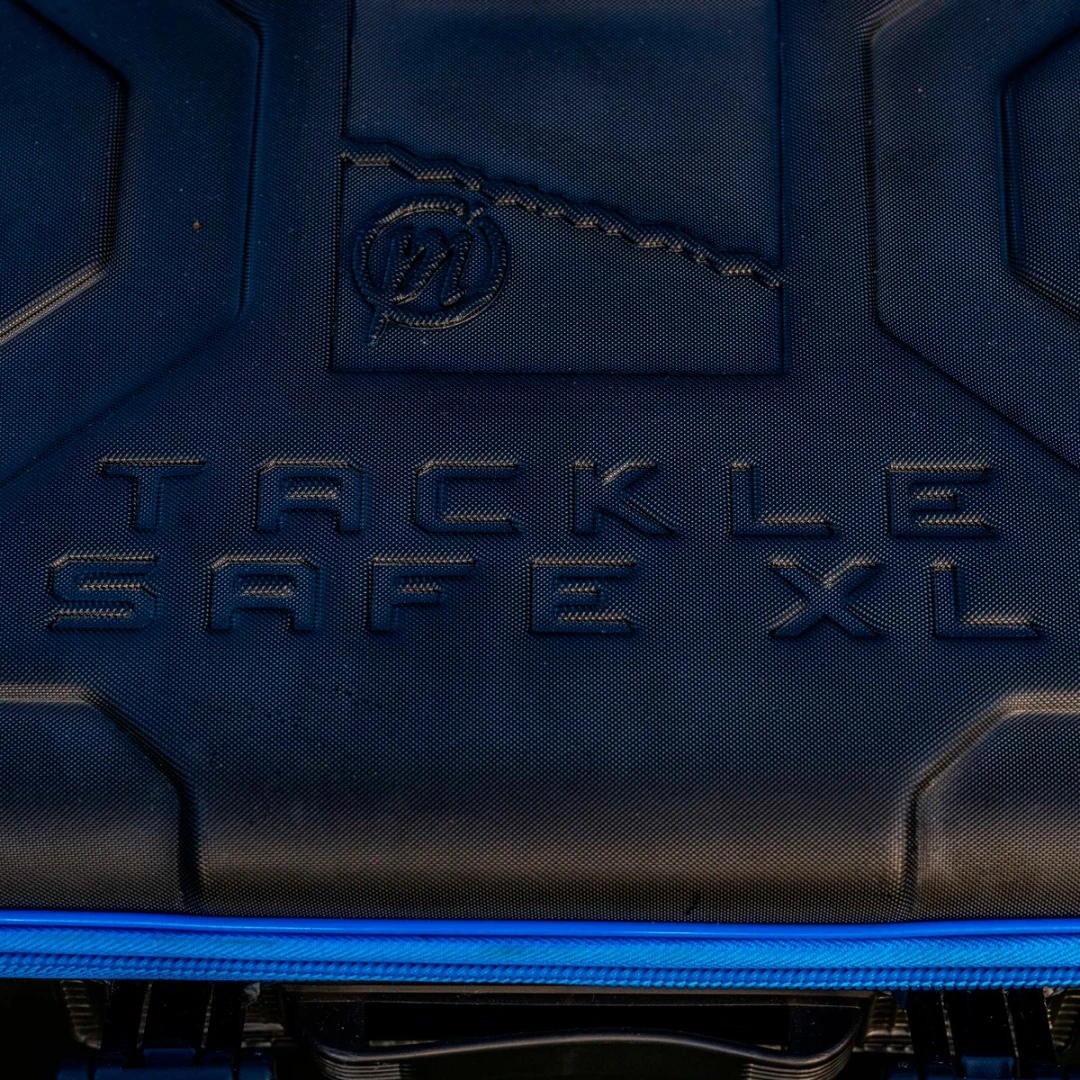 Preston Innovations Hardcase Tackle Safe - XL