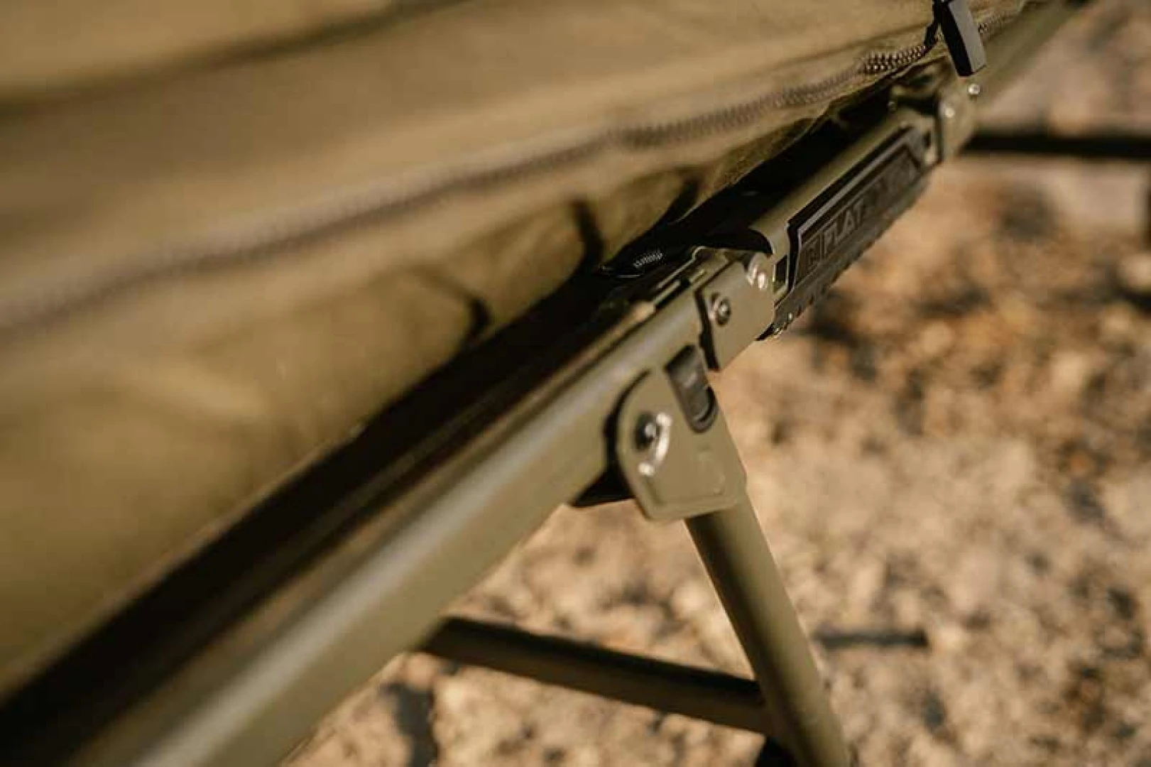 Fox Flatliner X Bedchair 6 Leg
