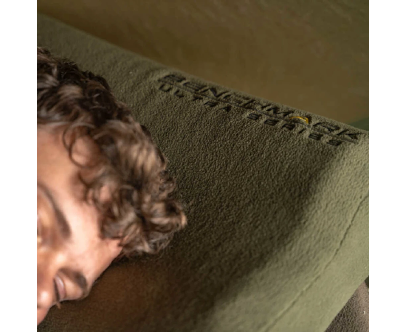 Avid Carp Benchmark Ultra Memory Foam Pillow
