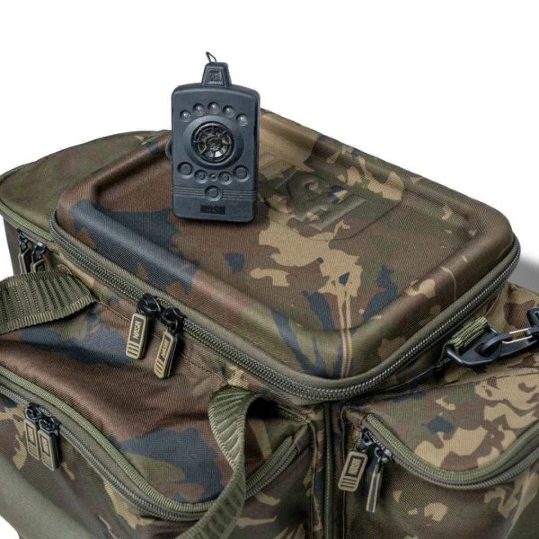 Nash Subterfuge Carryall - Small 30L