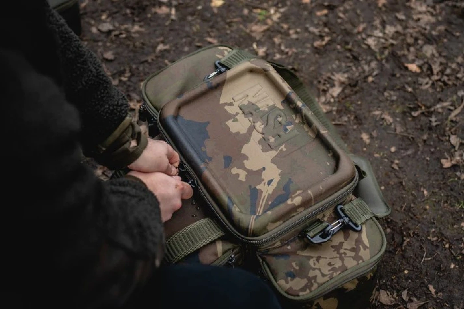 Nash Subterfuge Carryall - Medium 50L