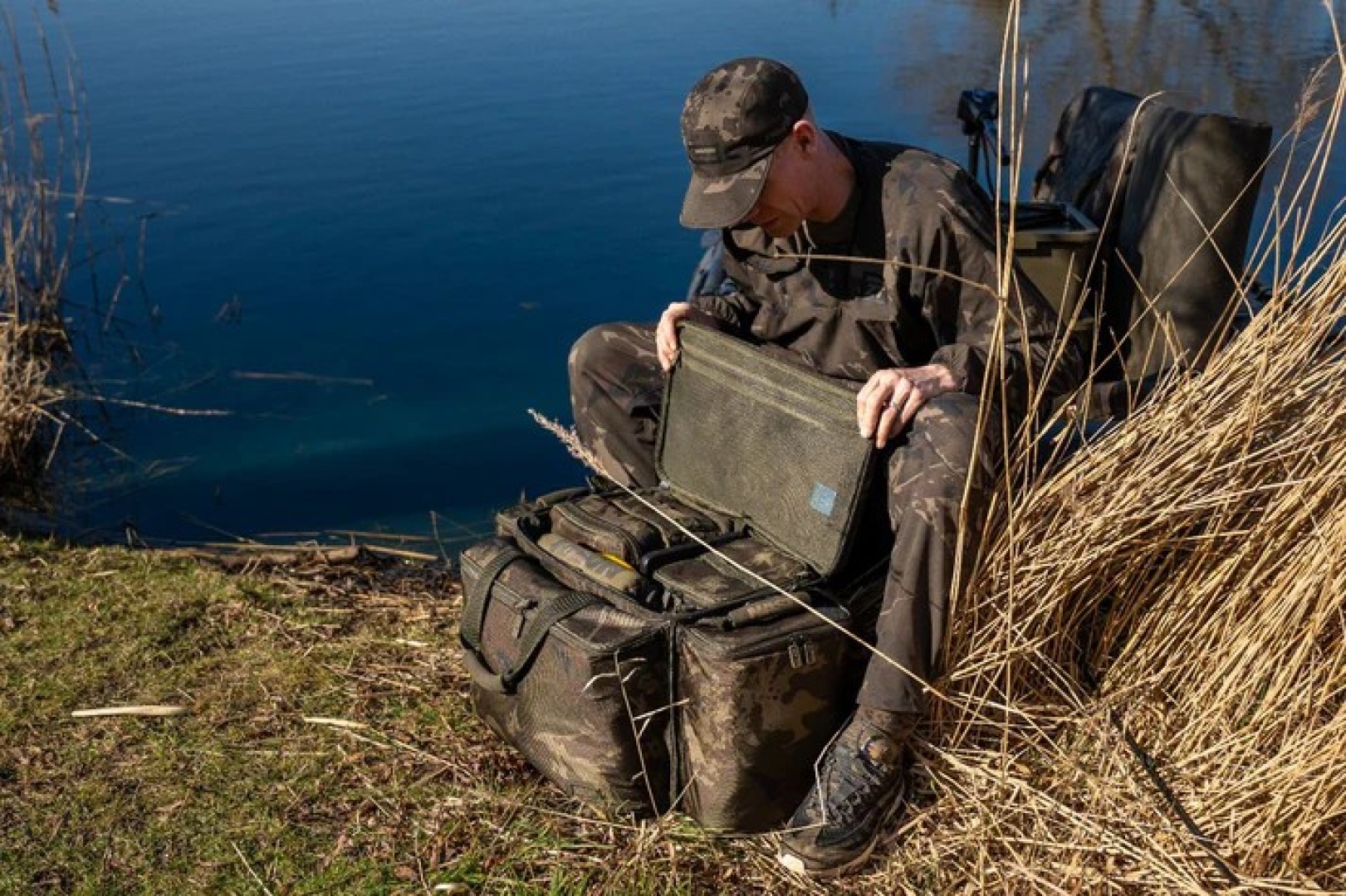 Nash Subterfuge Carryall - XL 90L