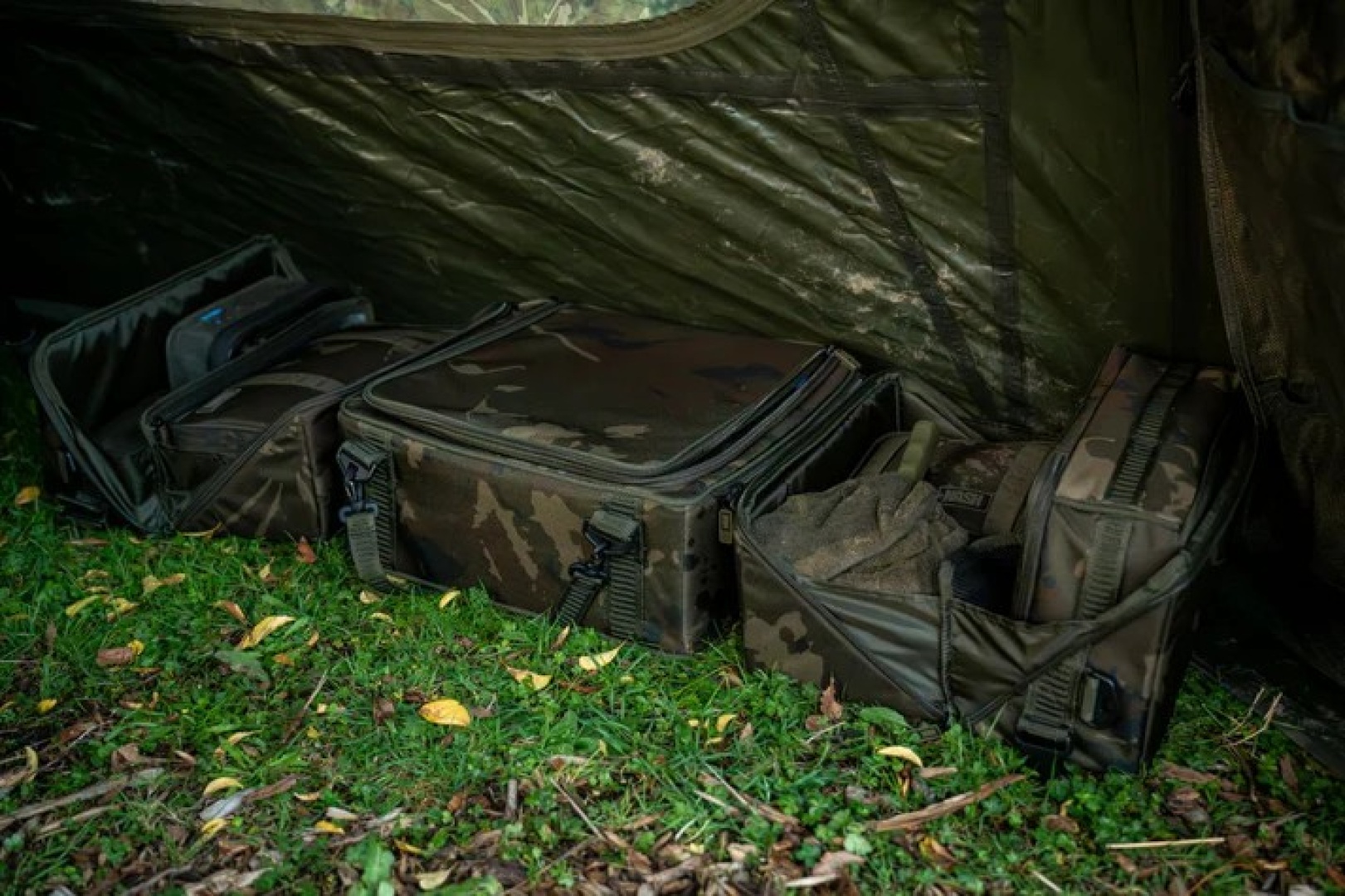 Nash Subterfuge Cube Carryall 50L