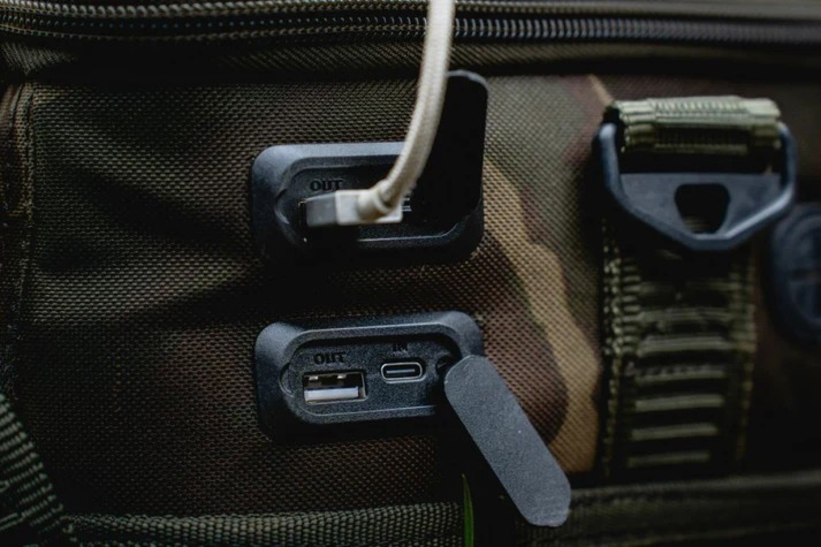 Nash Subterfuge Hi Protect Tech Bag 
