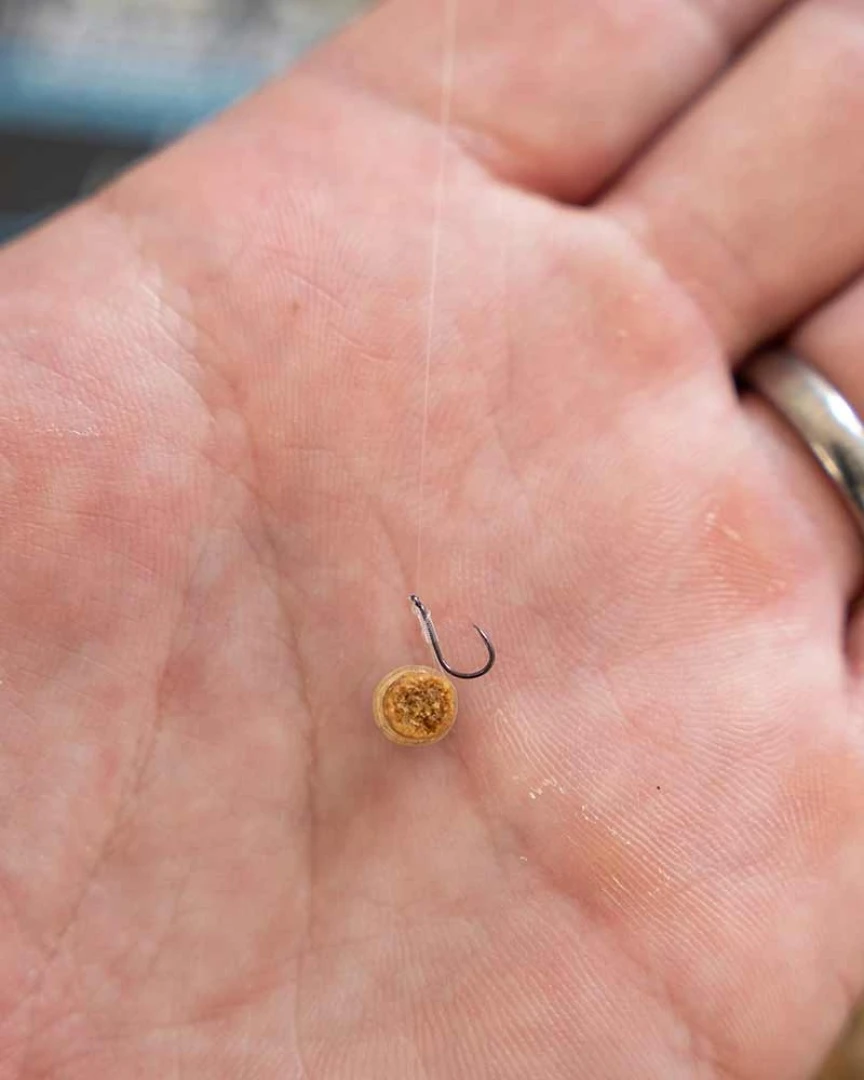 Matrix X5 F1 Pellet Rigger - Barbless