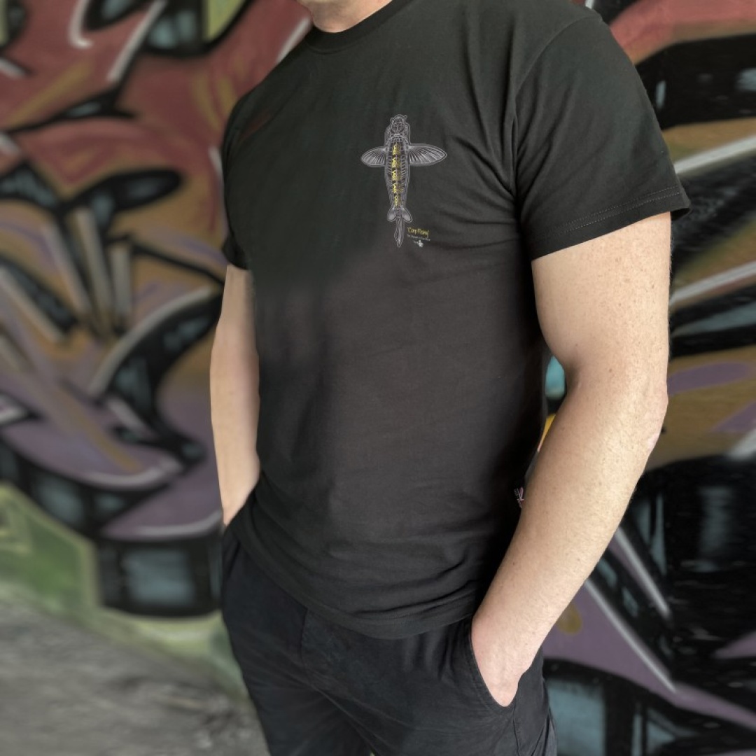 Vass Carp Rising T-Shirt - Black