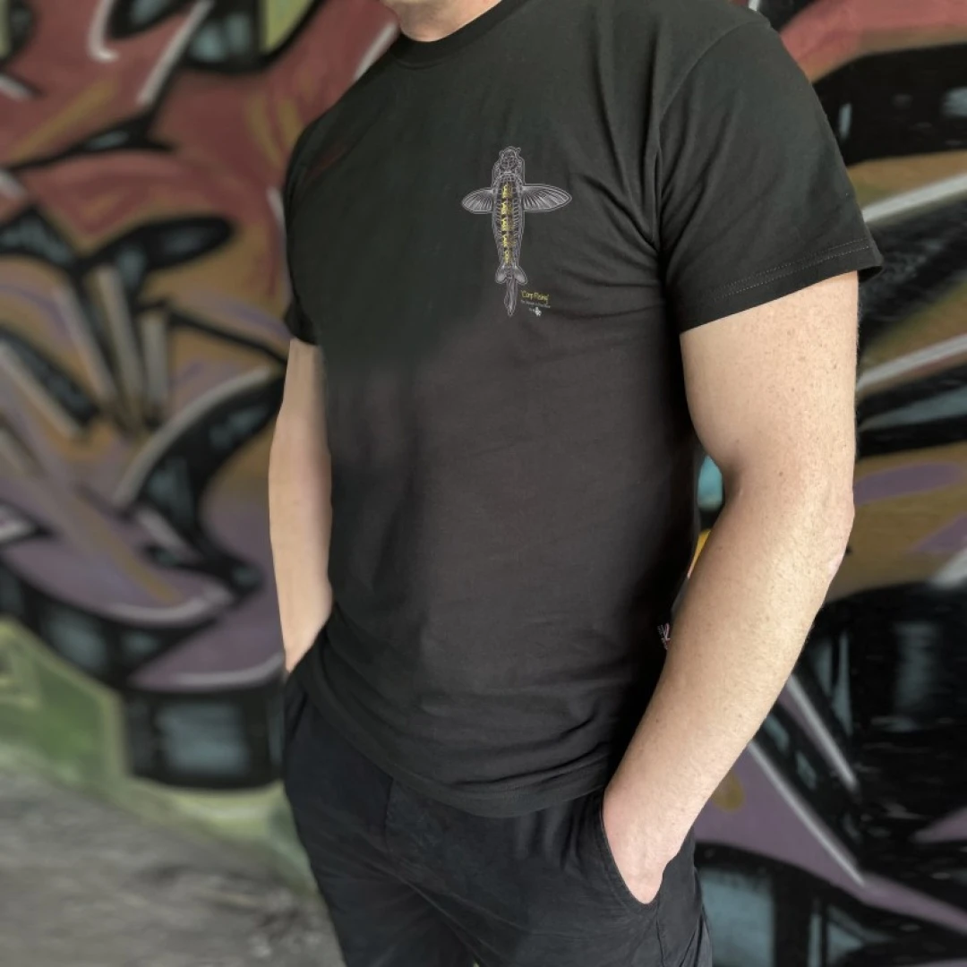 Vass Carp Rising T-Shirt - Black