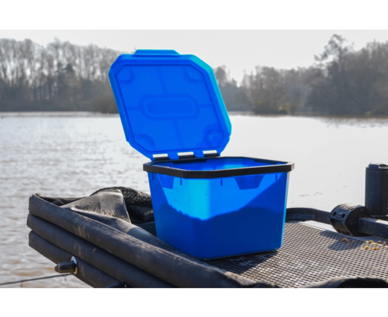 Preston Innovations 3 Pint Flip Lid Bait Tub