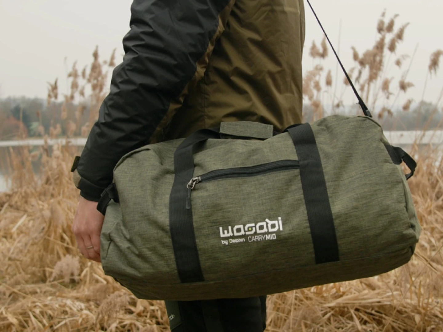 Delphin WASABI CarryMID Bag