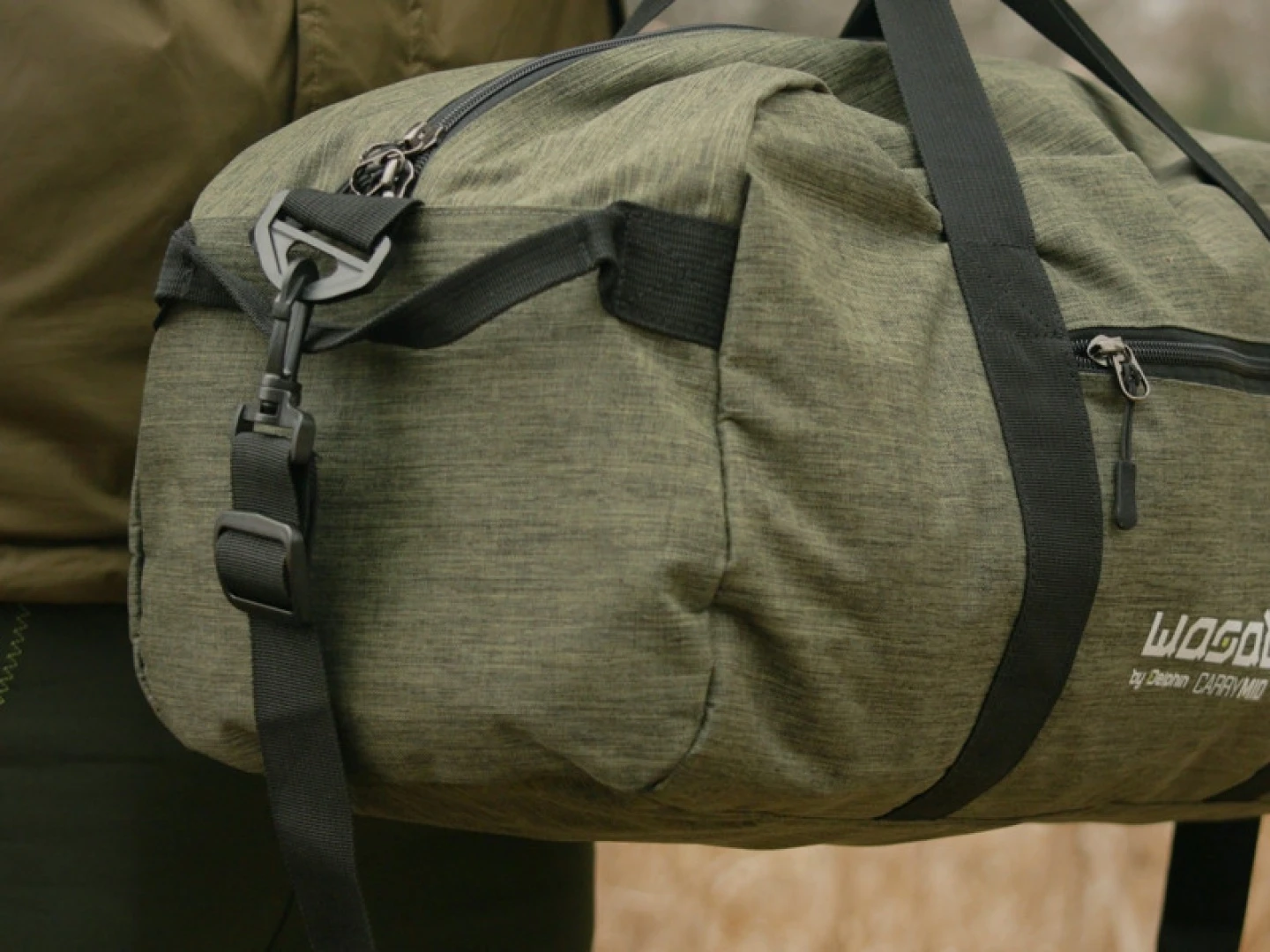 Delphin WASABI CarryMID Bag