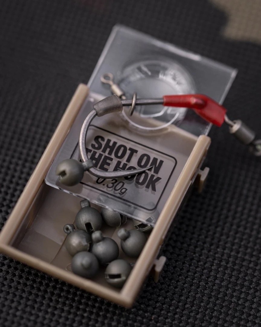 Korda Shot on the Hook