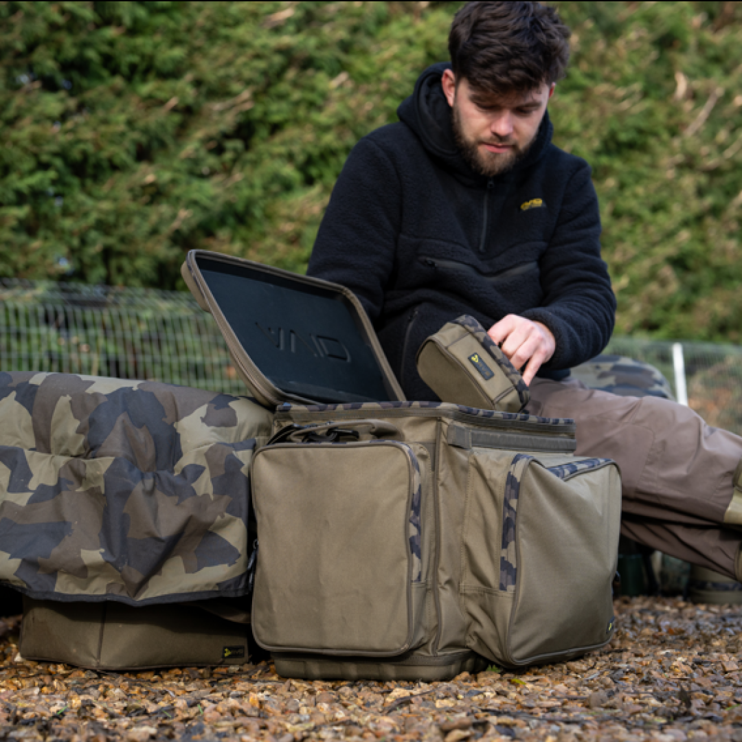 Avid Carp RVS Deluxe Hard-Top Carryall - Standard