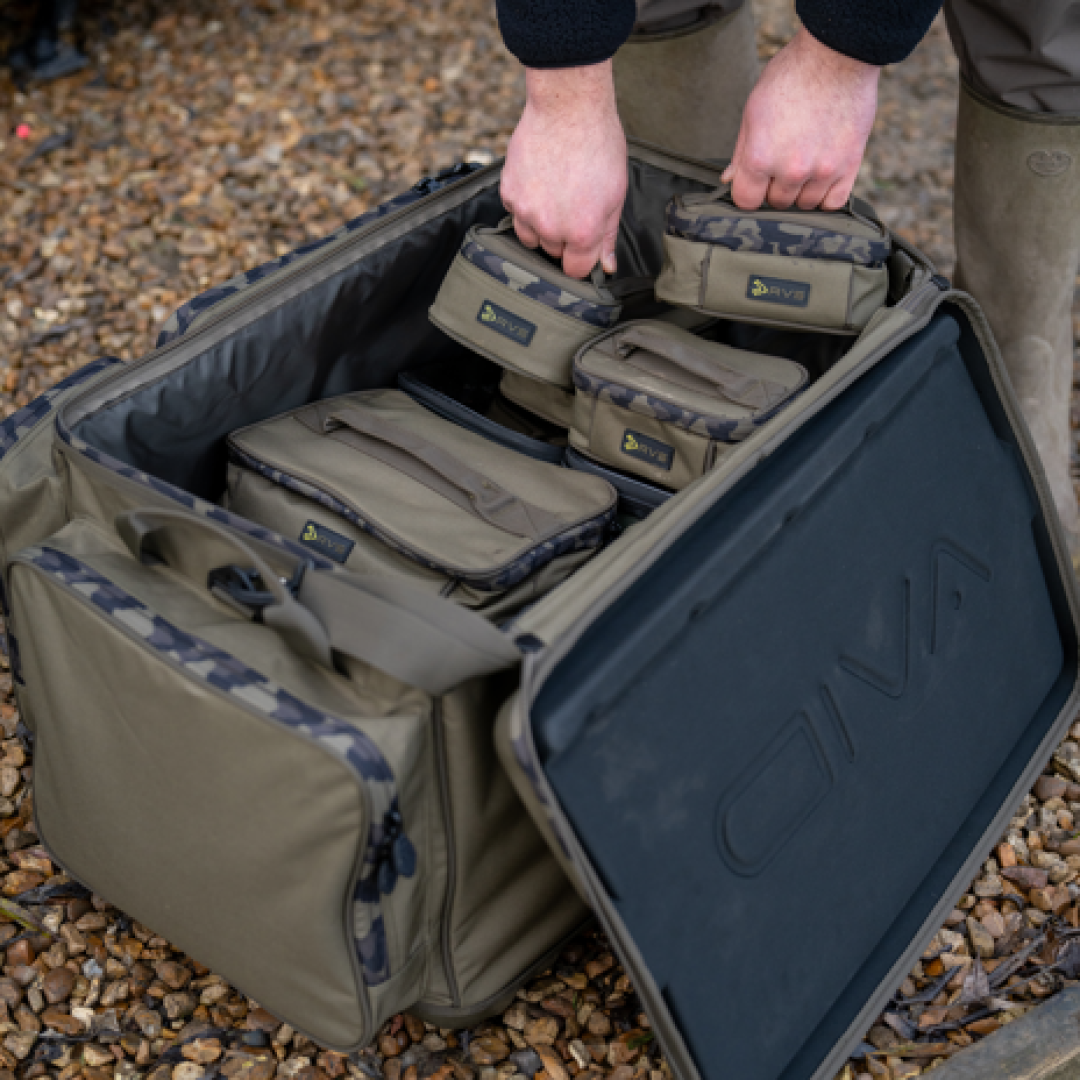 Avid Carp RVS Deluxe Hard-Top Carryall - XL