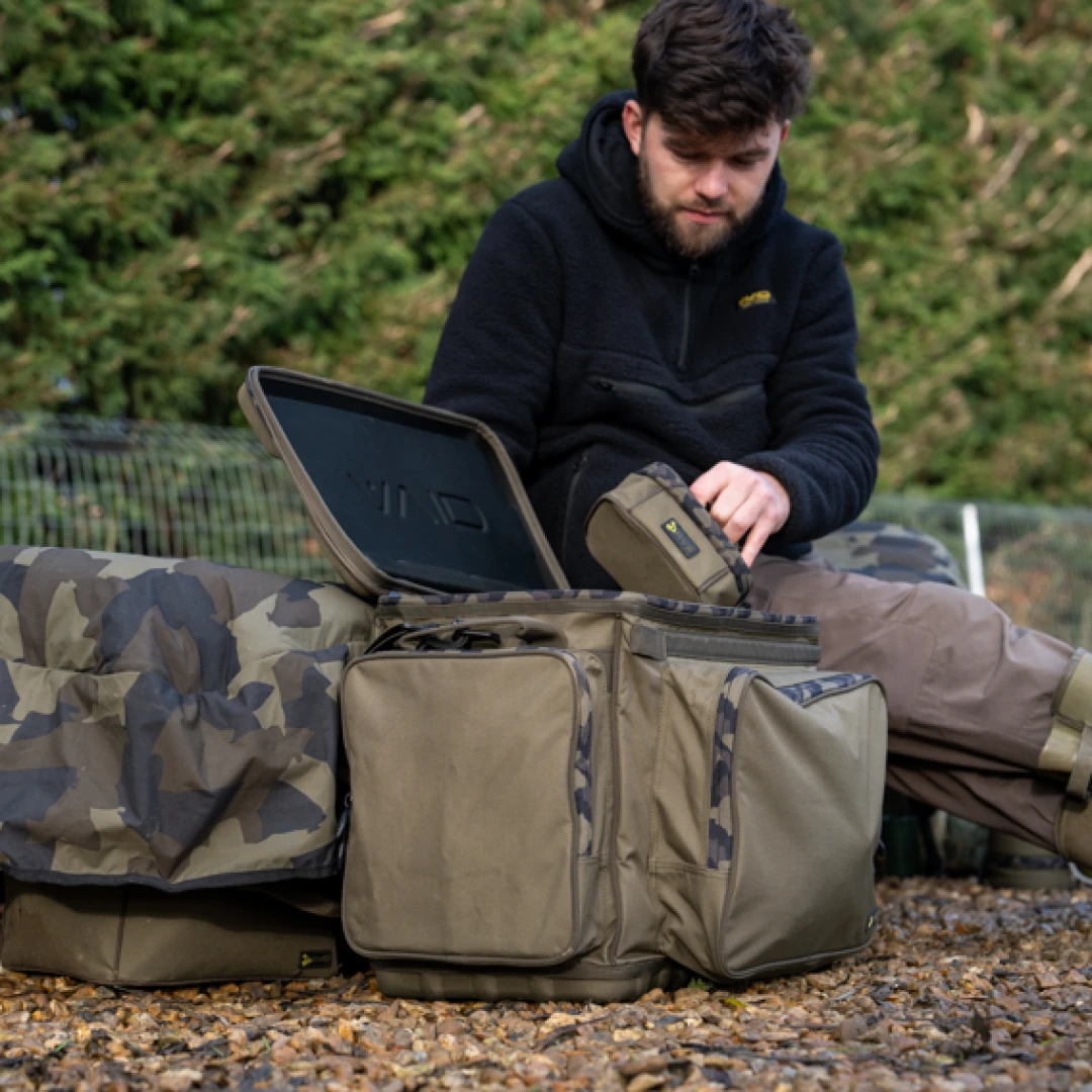 Avid Carp RVS Deluxe Hard-Top Carryall - XL