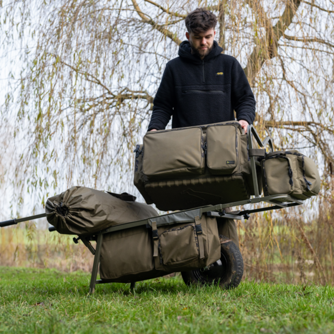 Avid Carp RVS Deluxe Hard-Top Carryall - XL
