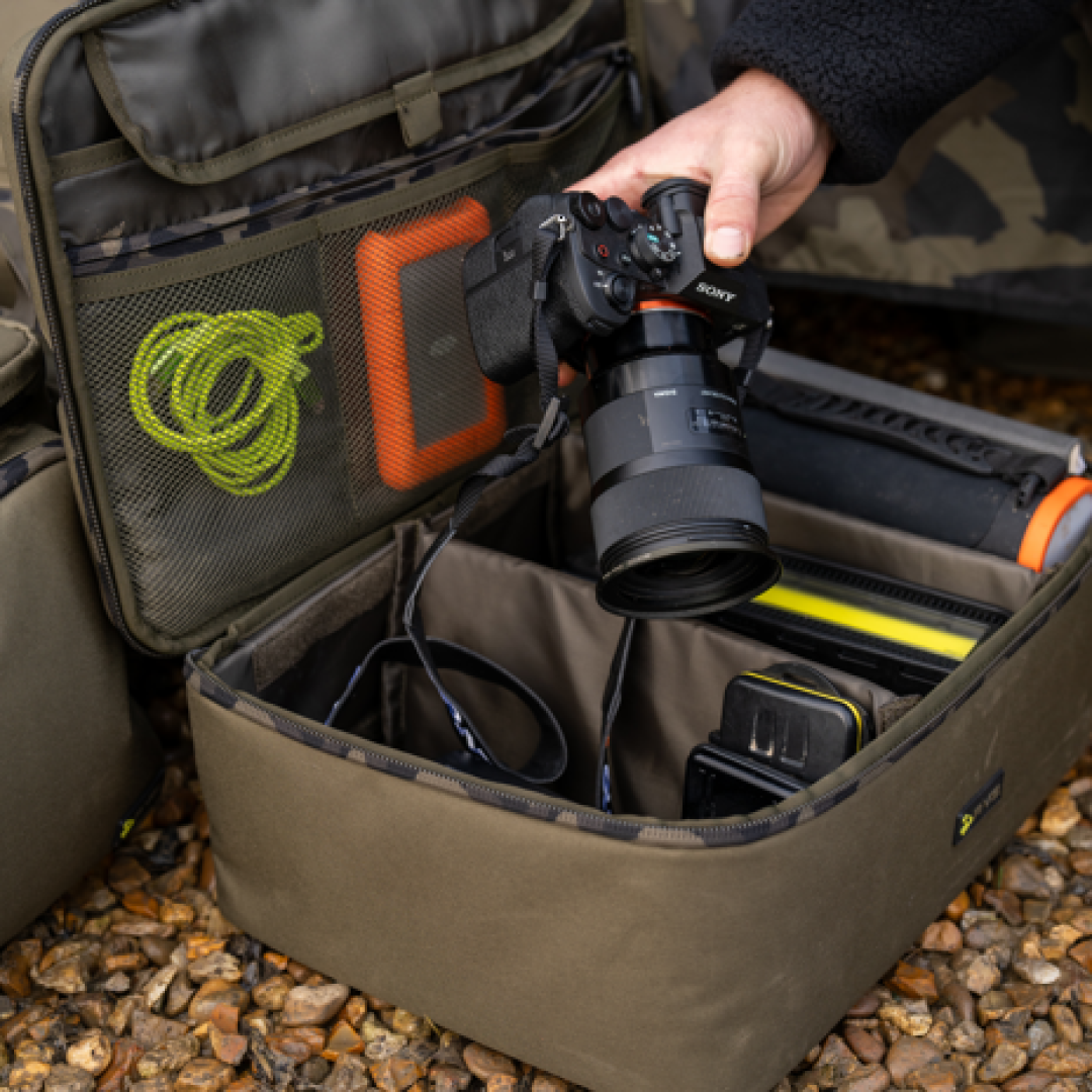 Avid Carp RVS Tech Pack - XL