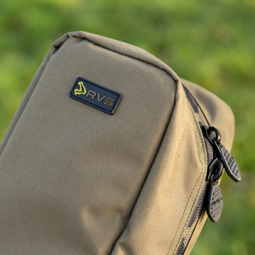 Avid Carp RVS 10ft Retractable - 3 Rod Bag