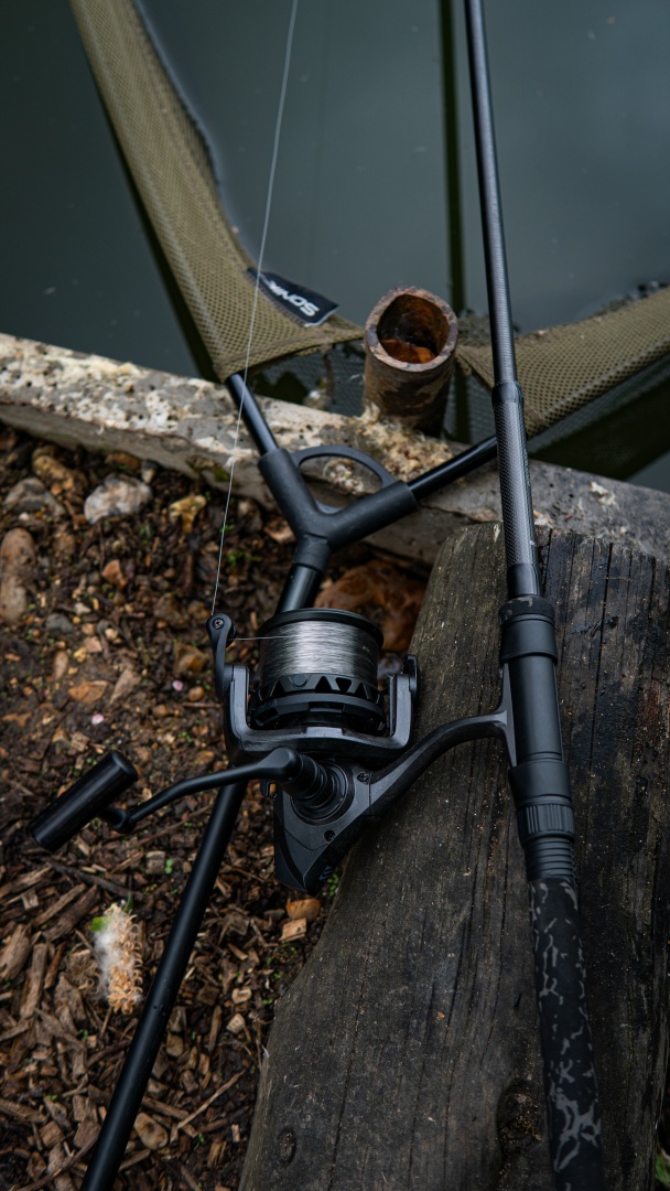Sonik XTRACTOR+ Dark Camo Carp Rod - LTD