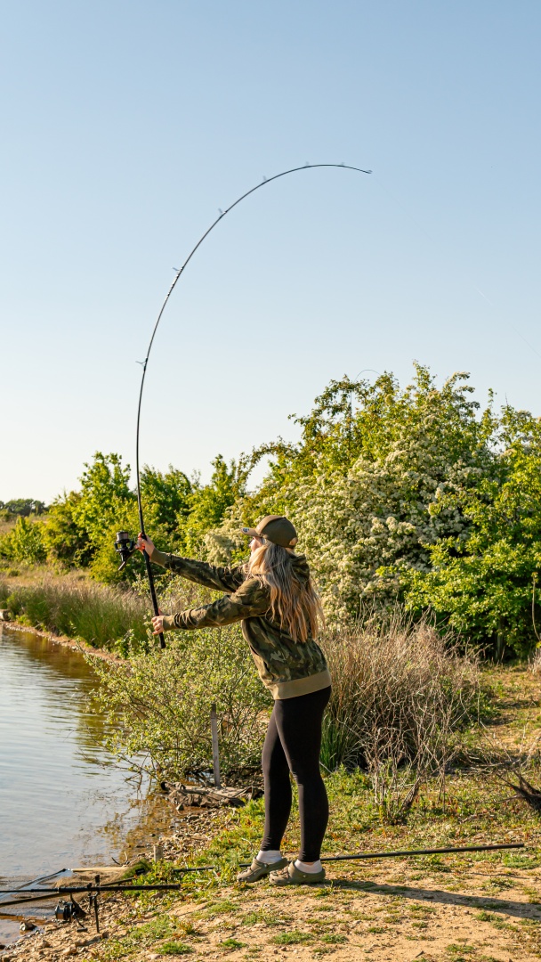 Sonik XTRACTOR+ Dark Camo Carp Rod - LTD