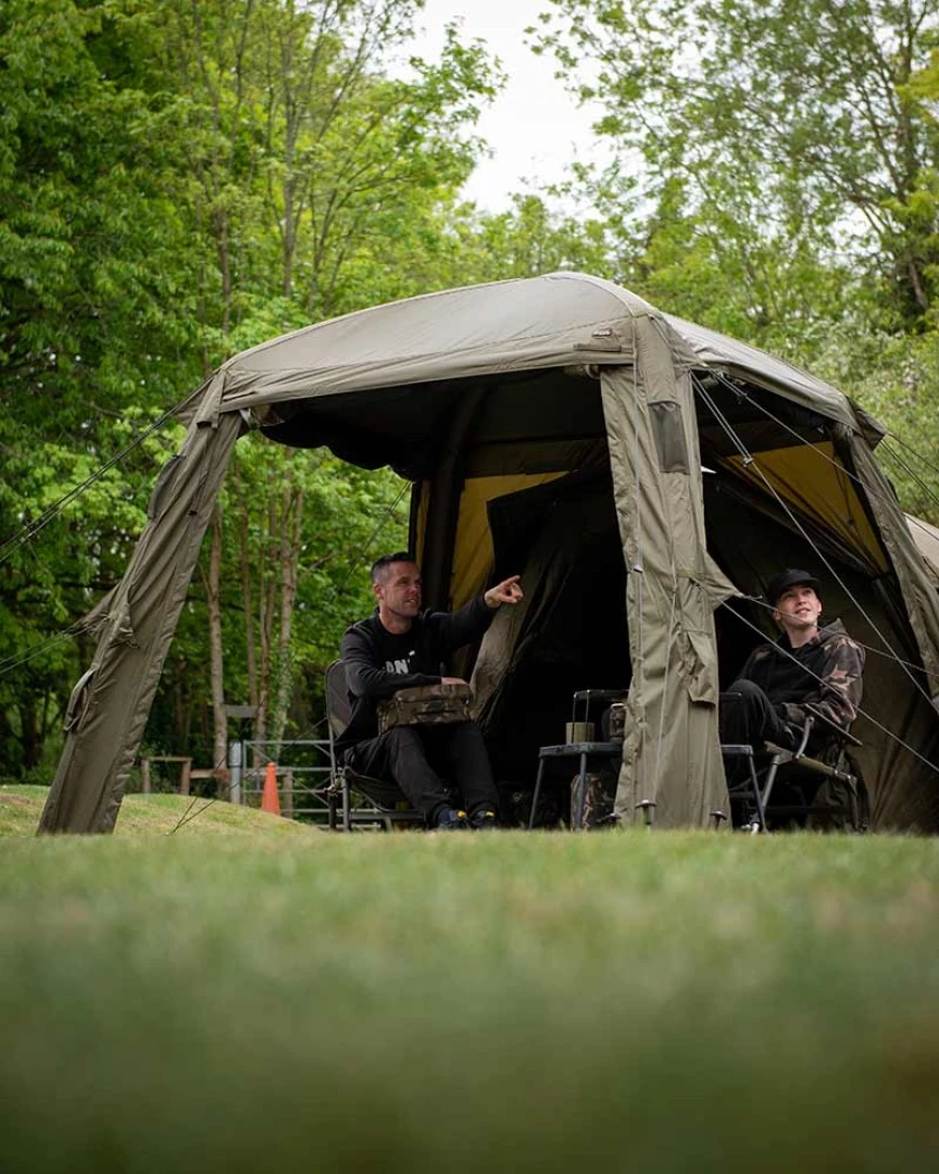 Fox AIR Frame Social Shelter - 2.5m
