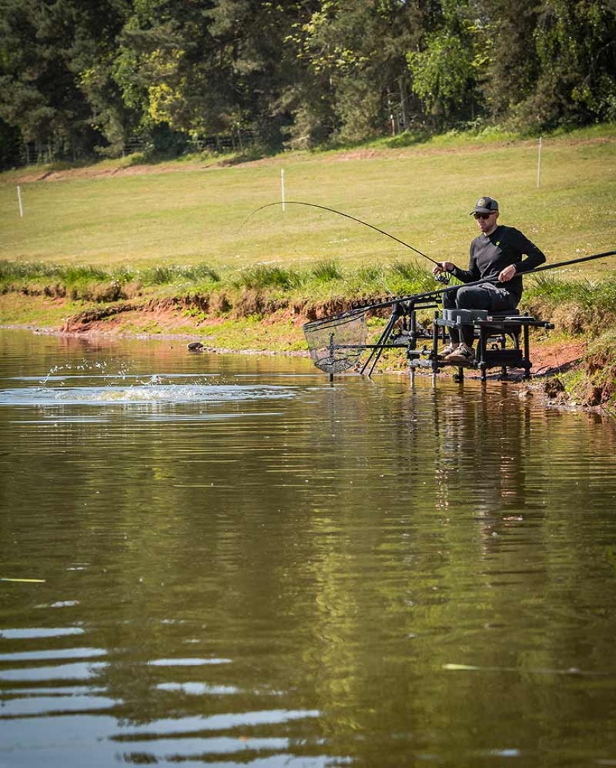 Matrix Horizon X Ultra PRO Commercial Feeder