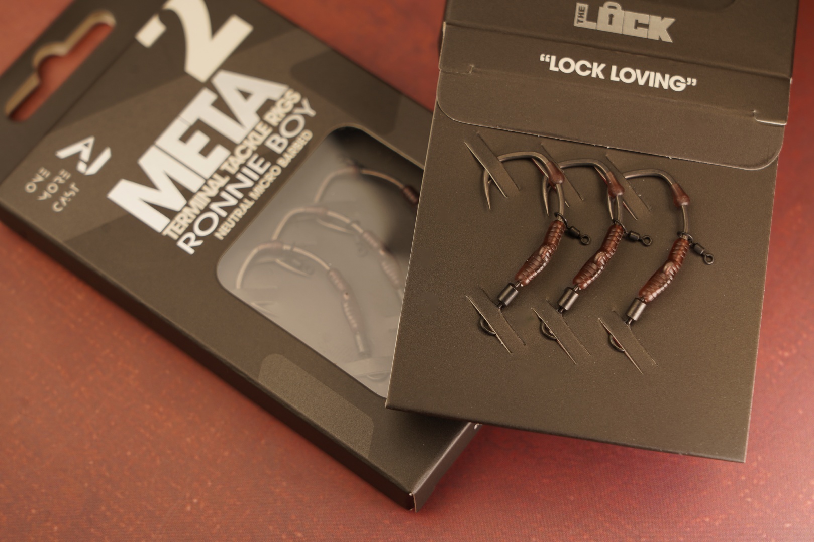 One More Cast Lock Hook Ronnie Boy Neutral Pack - Barbed