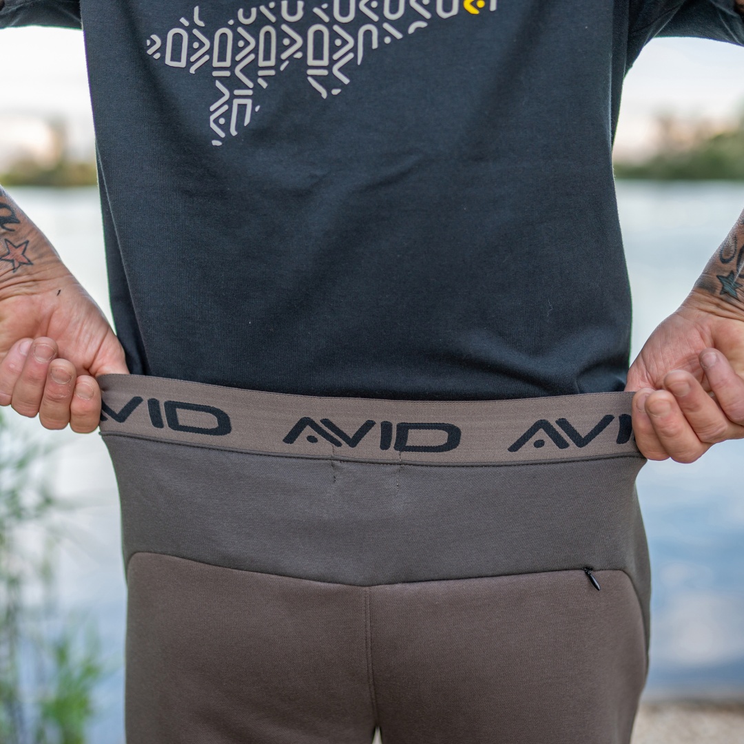 Avid Carp Compound Joggers - Brown