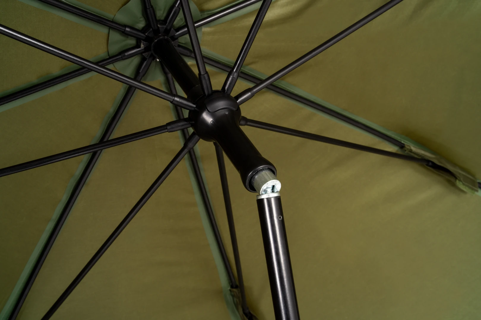 Avid Carp Revolve 60in Day-Session Brolly