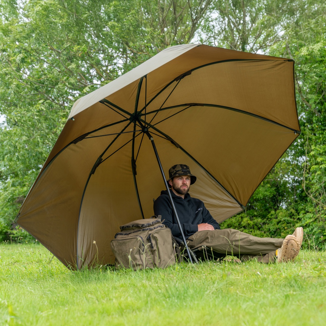 Avid Carp Revolve 60in Day-Session Brolly