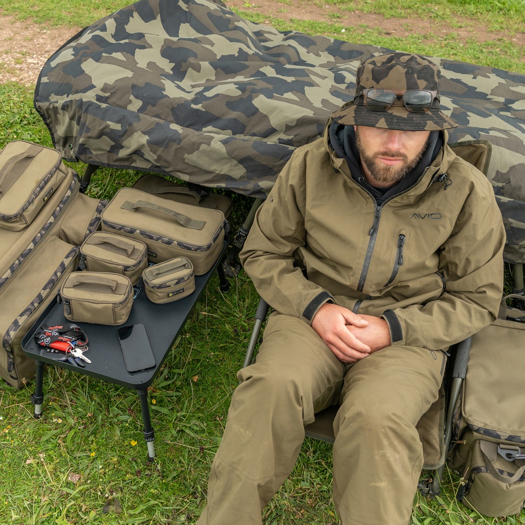 Avid Carp Revolve Bivvy Table XL