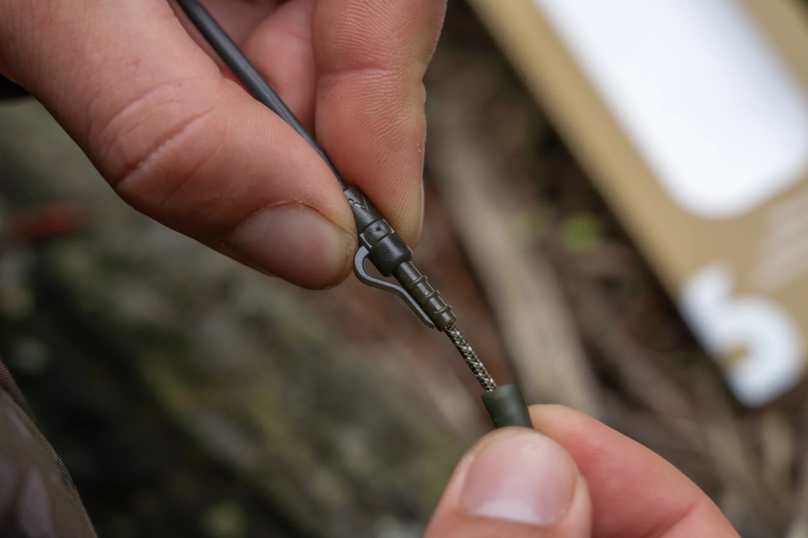One More Cast Blend Leadcore Lead Clip Horseshoe - Barbless