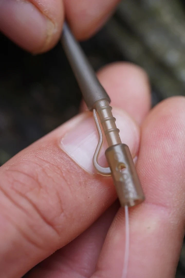 One More Cast Blend Tubing Blow Back Rig Horseshoe - Barbless