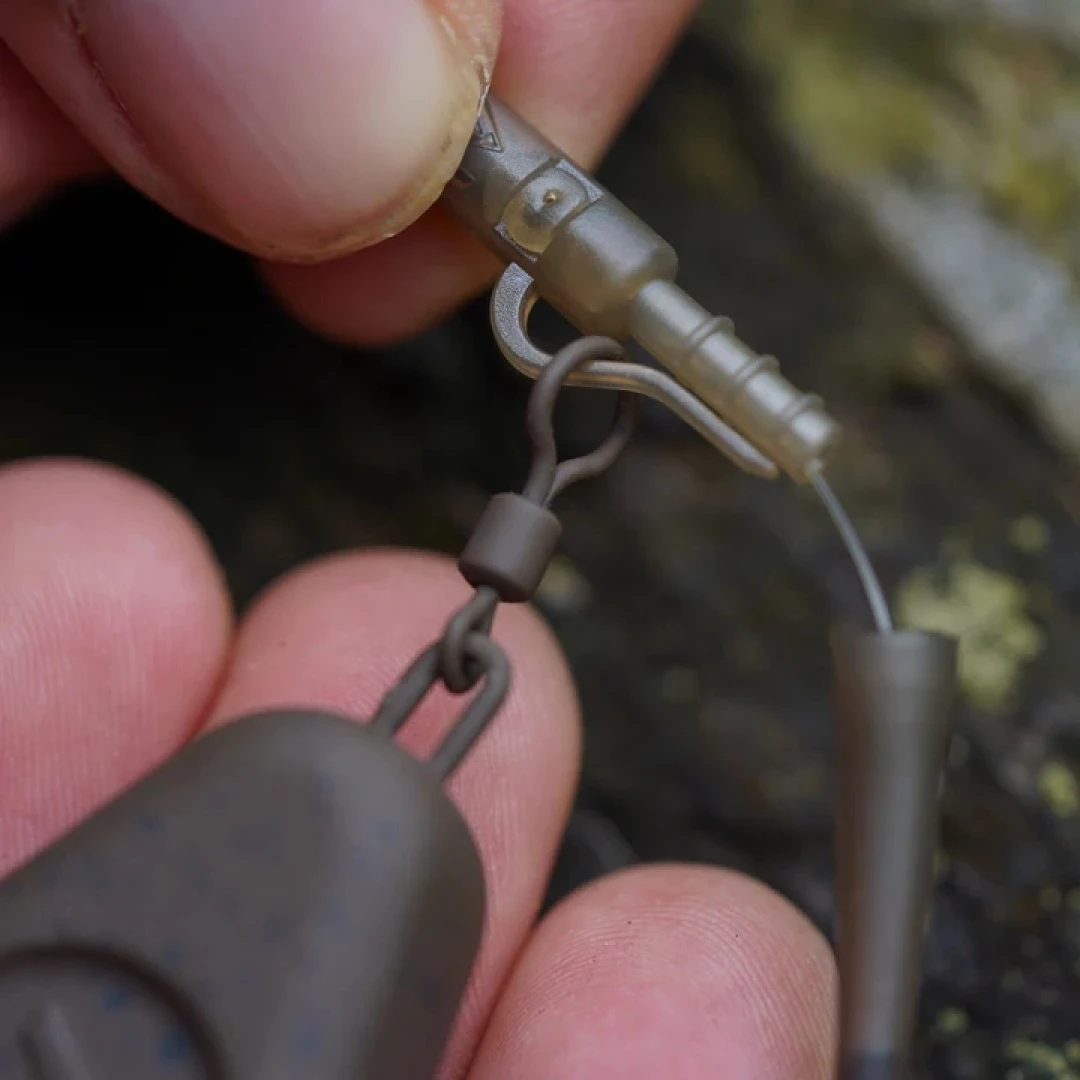 One More Cast Blend Tubing Blow Back Rig Horseshoe - Barbless