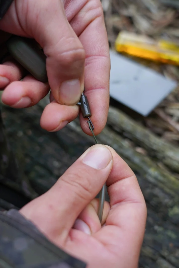 One More Cast Blend Tubing Blow Back Rig Horseshoe - Barbless