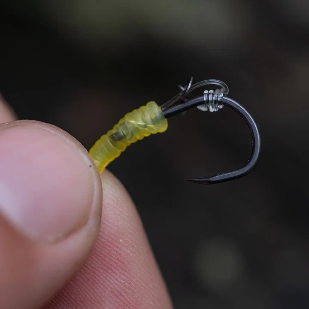 One More Cast Blend Tubing Fluoro D-Rig Horseshoe - Barbless