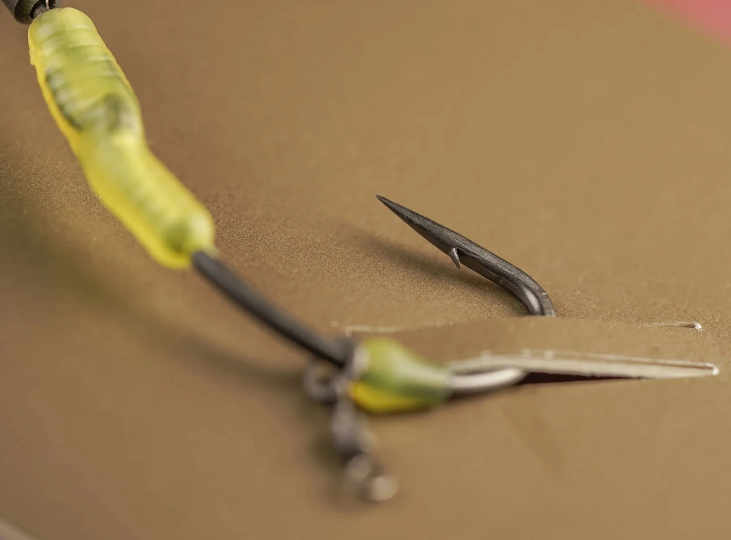 One More Cast Blend Fuzed Leader Leadclip Spinner Colne V - Barbed