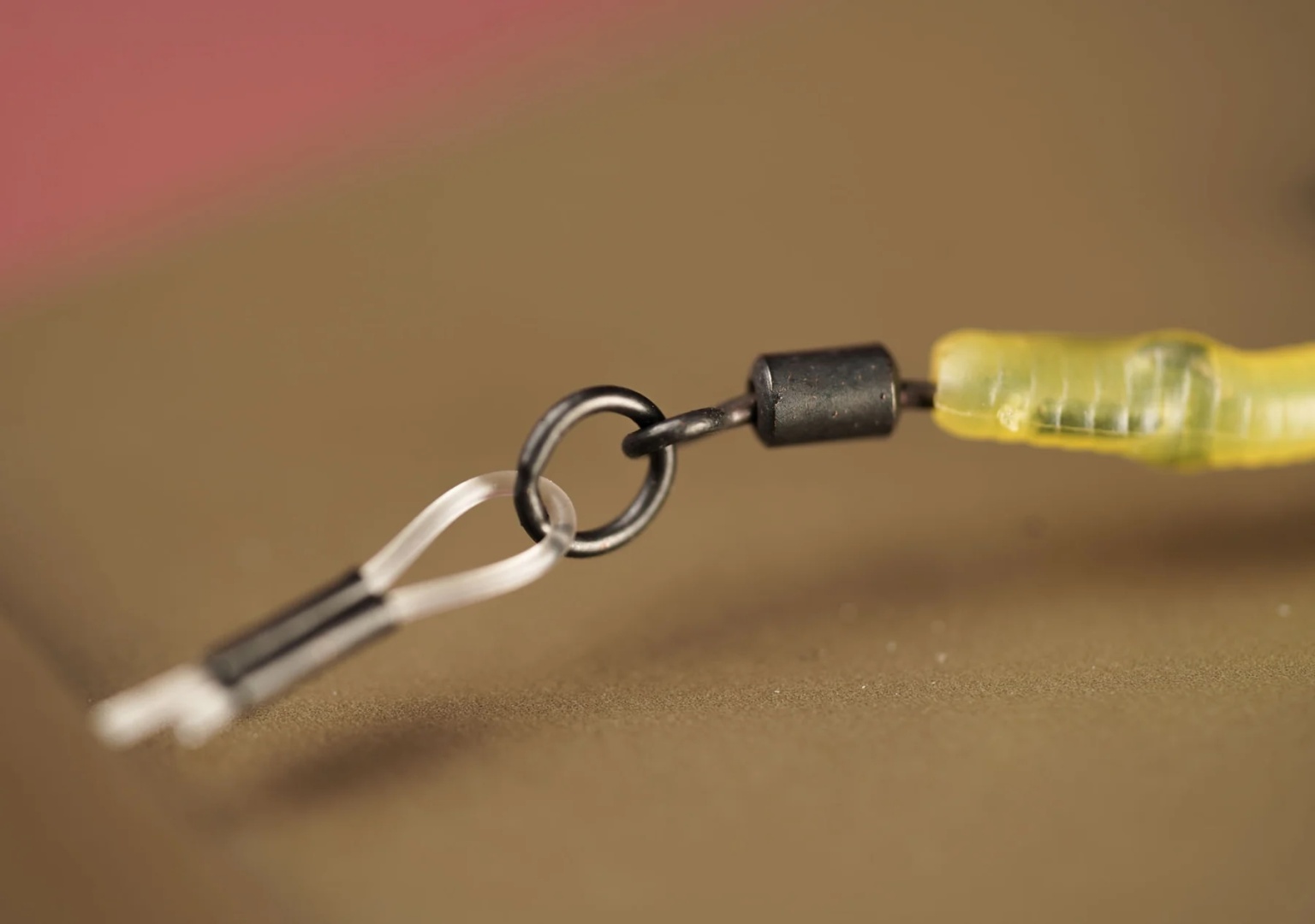 One More Cast Blend Fuzed Leader Leadclip Spinner Colne V - Barbed