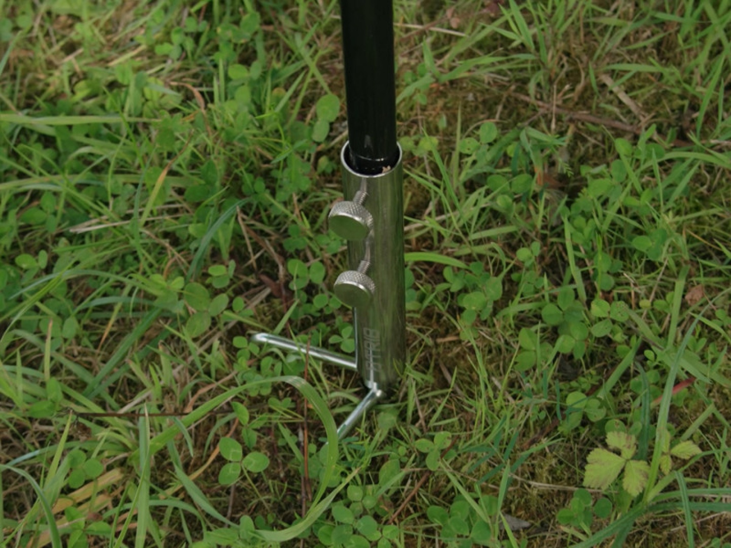 Delphin TRIB Stainless Steel Ground Spike Holder