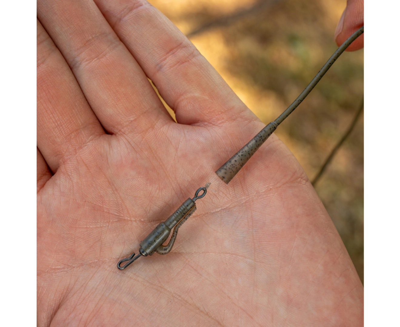 Avid Carp Outline Flecktone Fused QC Lead Clips