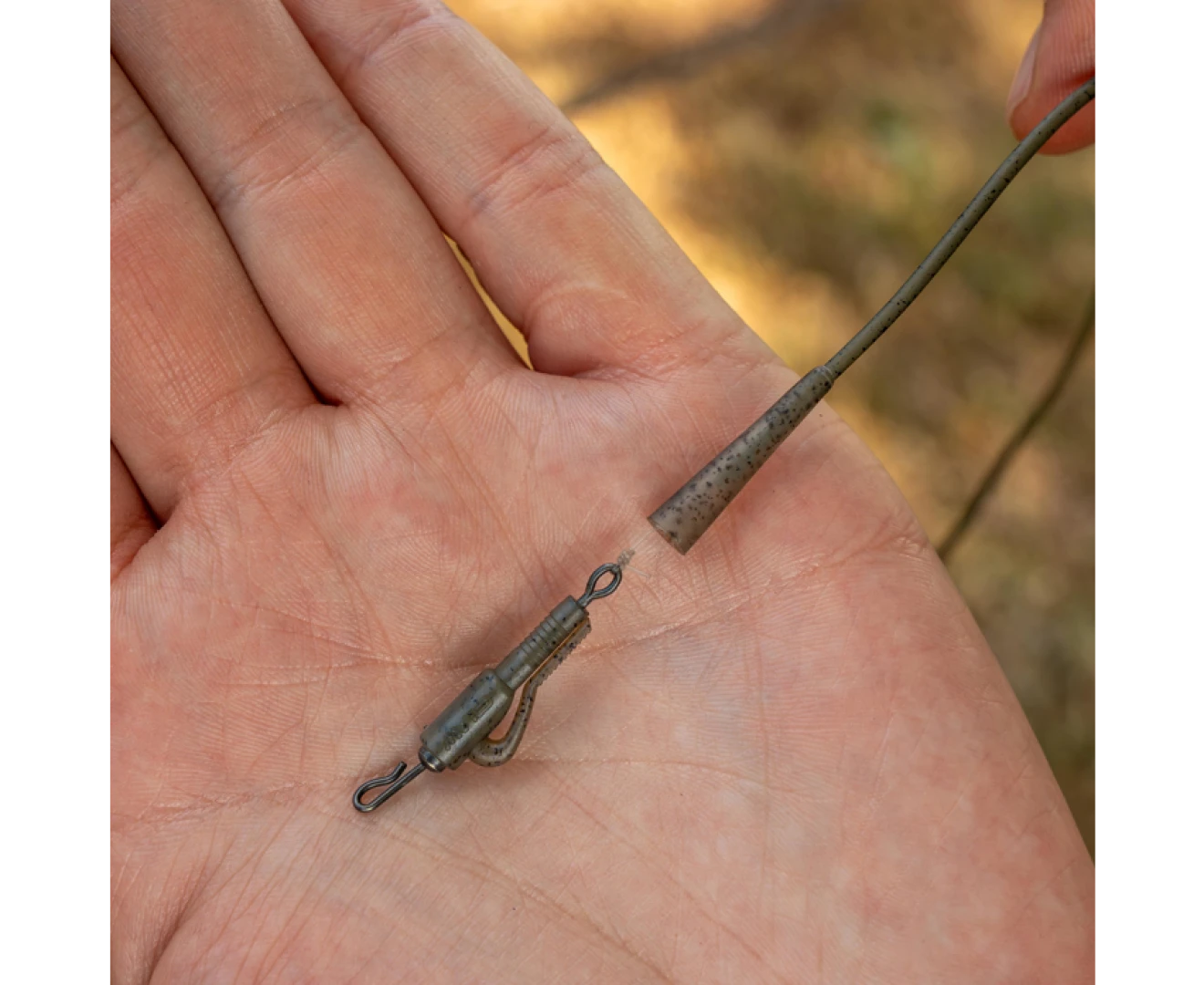 Avid Carp Outline Flecktone Fused QC Lead Clips