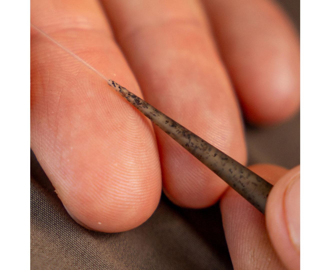 Avid Carp Outline Flecktone Naked Tail Rubbers