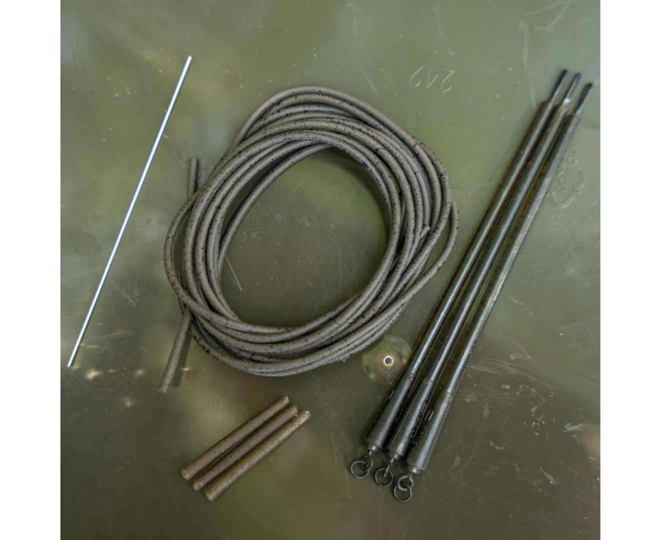 Avid Carp Outline Ring Swivel Bag Stem Tubing Kit