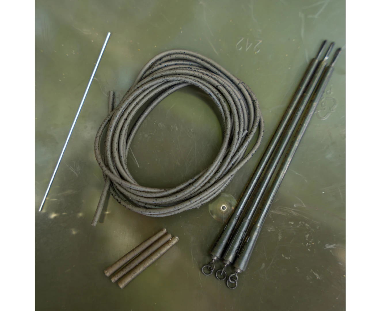 Avid Carp Outline Ring Swivel Bag Stem Tubing Kit