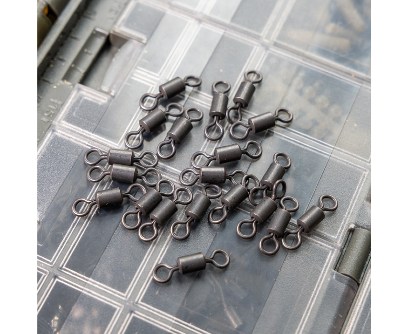 Avid Carp Outline Swivels   - rozmiar 7