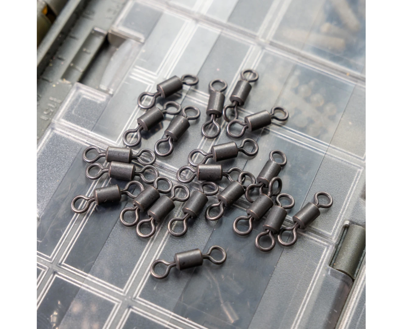 Avid Carp Outline Swivels - mărimea 7